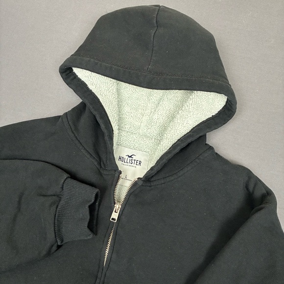 Hollister Tops - Hollister Blank Boxy Cropped Full Zip Sherpa Lined Hoodie Women’s Size L Black